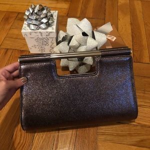 Metallic Clutch- perfect for the holidays! 🎁🎉